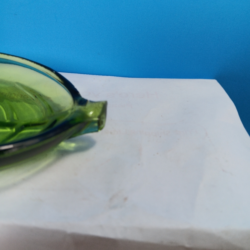 Pressed Glass Leaf Set - Picture 3 of 3